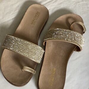 NWOT Beautiful Kenneth Cole Reaction summer sandals